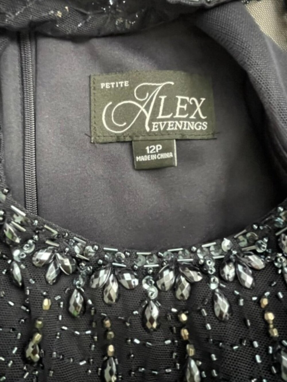 Alex Evenings Women's Sweetheart Beaded Mesh Gown, Dark Blue Navy, Size 12P - Picture 11 of 15